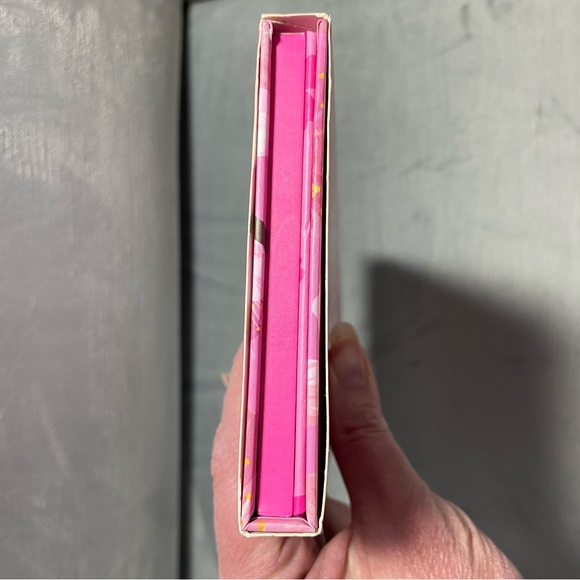 NWT Bride and Bloom cherry blossom, 18 color eyeshadow palette with mirror - Picture 11 of 15